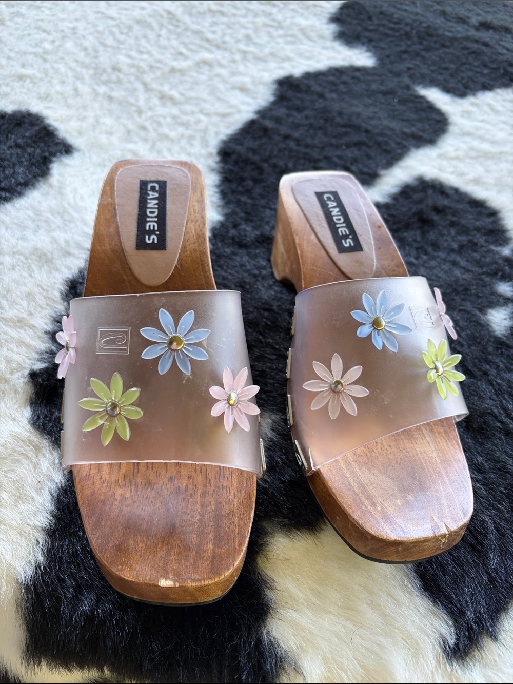vintage 90s Candie's chunky wooden clogs